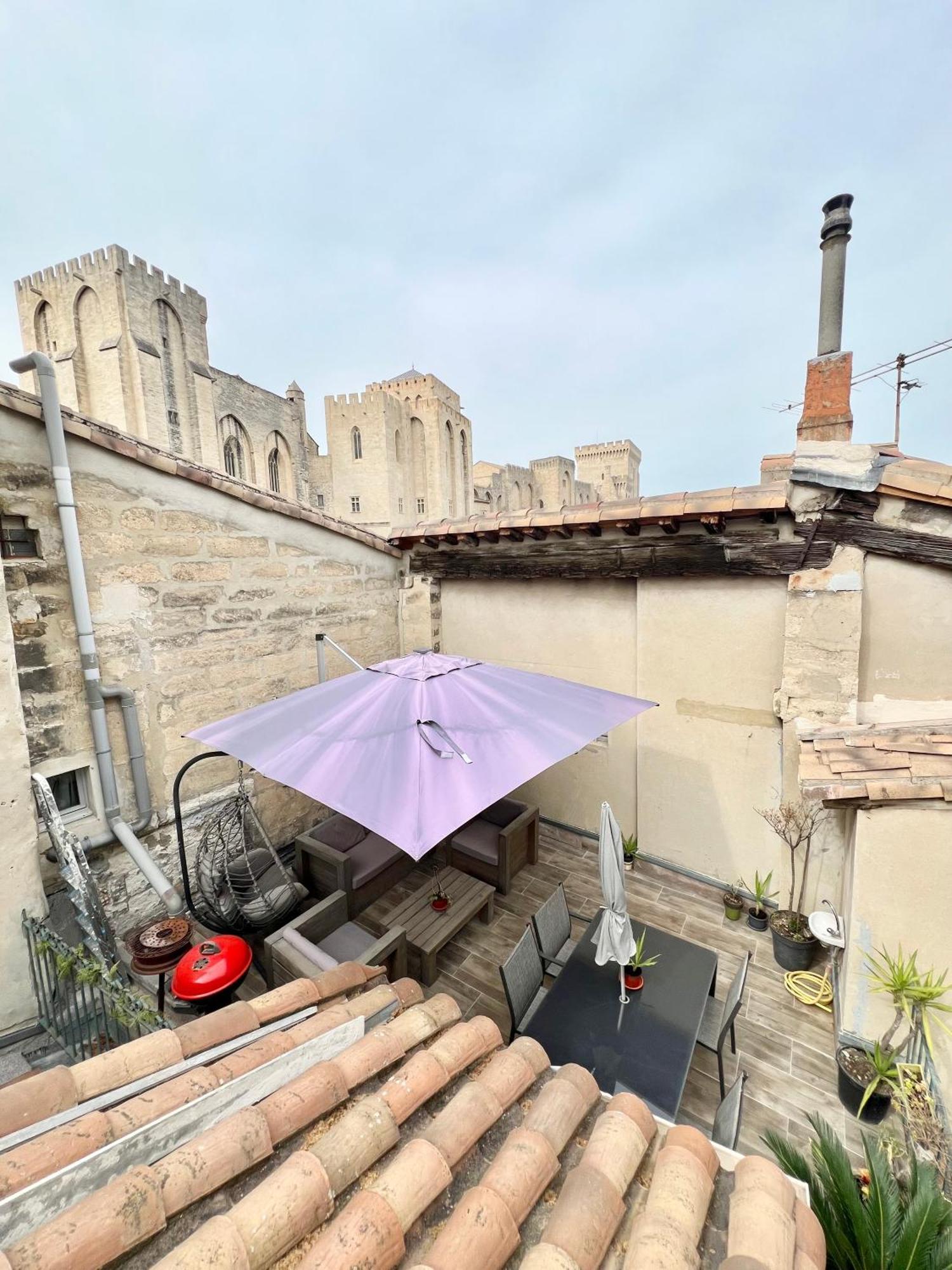 Renove, Vue Sur Palais Des Papes, Terrasse Et Wifi Troisieme Etage Avignon Exterior foto