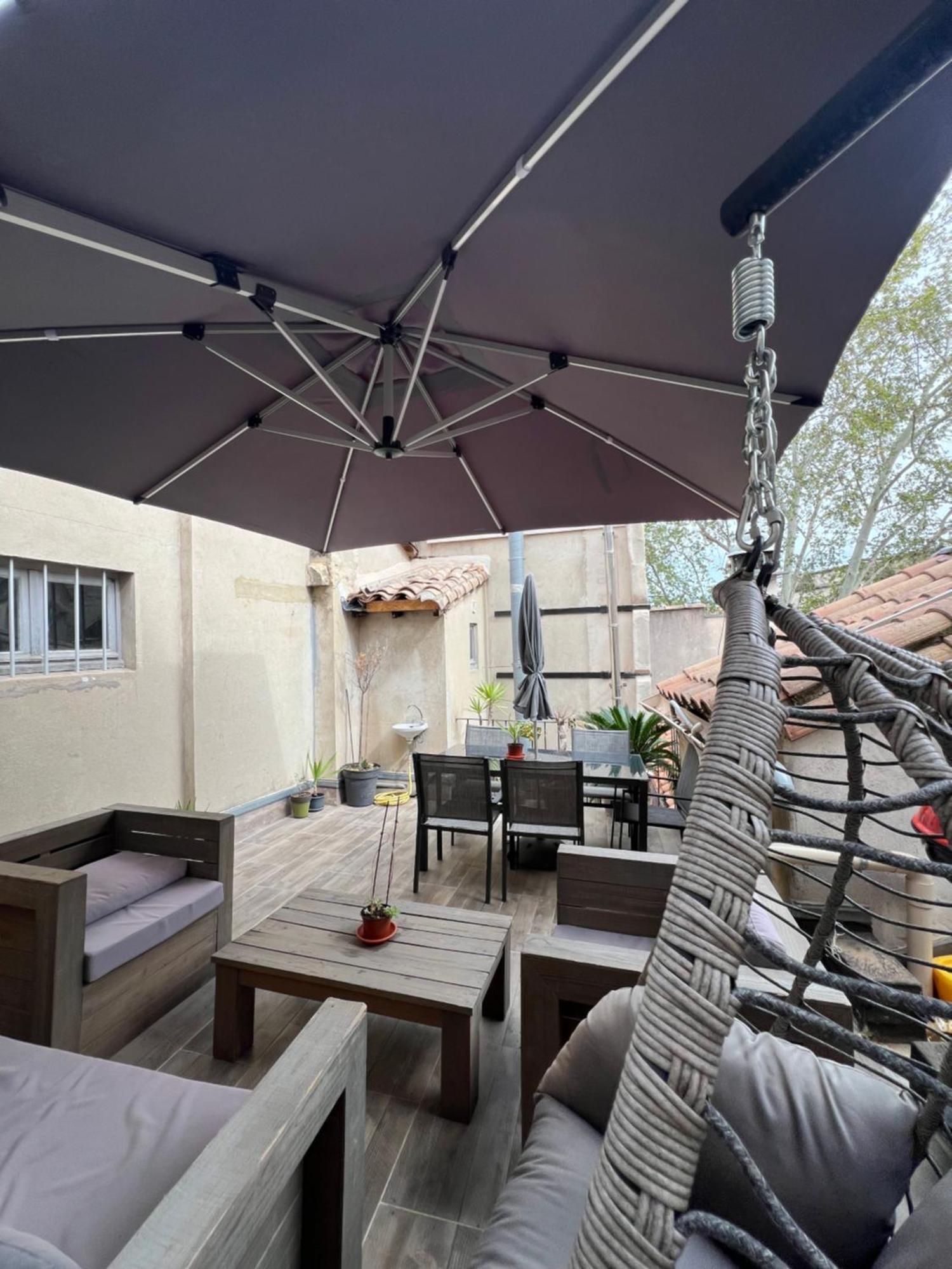Renove, Vue Sur Palais Des Papes, Terrasse Et Wifi Troisieme Etage Avignon Exterior foto